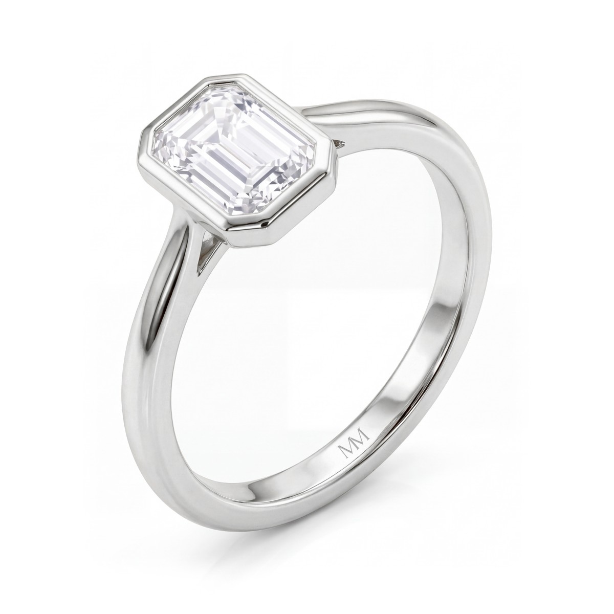 Esme - pierścionek solitaire z moissanitem o szlifie szmaragdowym w oprawie bezel