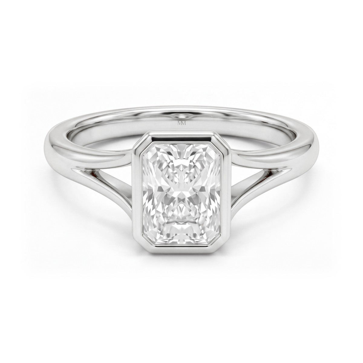 Linnea - pierścionek solitaire z moissanitem o szlifie radiant w oprawie bezel, z rozdwojoną szyną