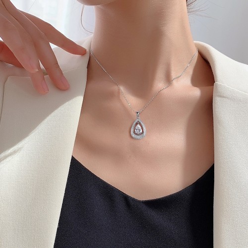 Pendula - Teardrop Moissanit Wisiorek z Podwójnym Halo Elegancji