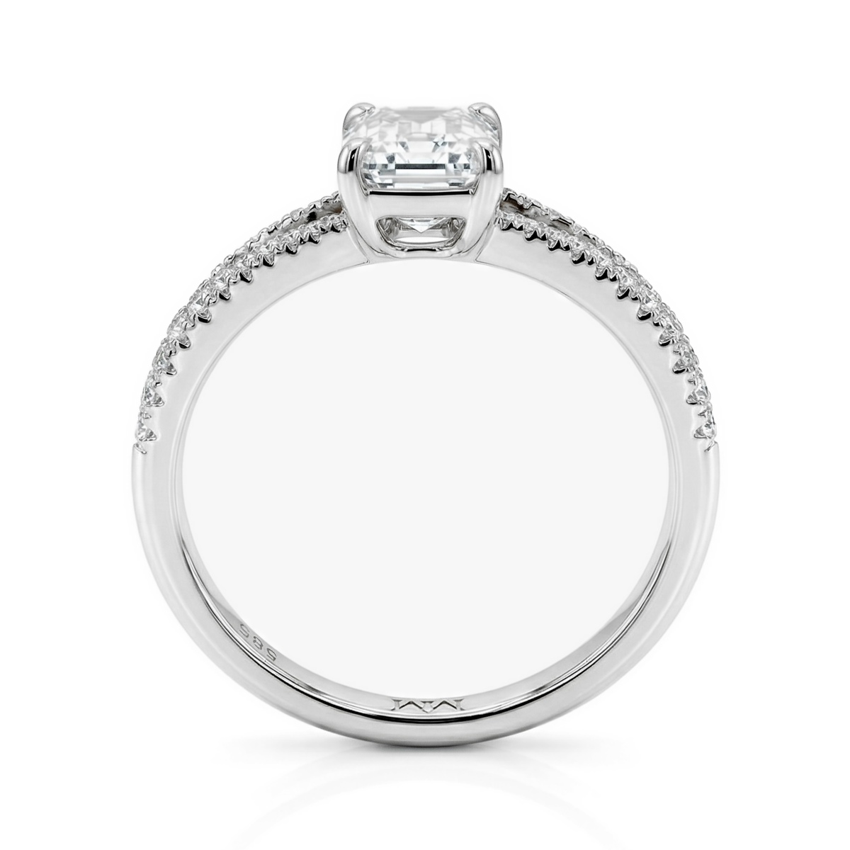 Emelise - Pierścień z moissanite w kształcie szmaragdu z Split-Shank i bocznymi kamieniami