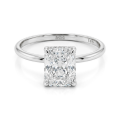 Mirabelle - Pierścionek Solitaire z Moissanitu o Szlifie Radiant z Oprawą Koszykową i Hidden Halo