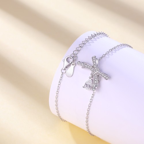 Pearlette - Bransoletka z Moissanitem w Kształcie Gruszki z Oprawą Pavé