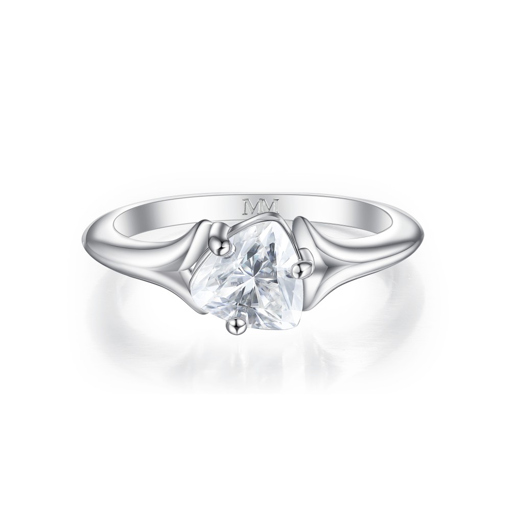 Elysia – Pierścionek Solitaire z Moissanitem | Szlif Trillion