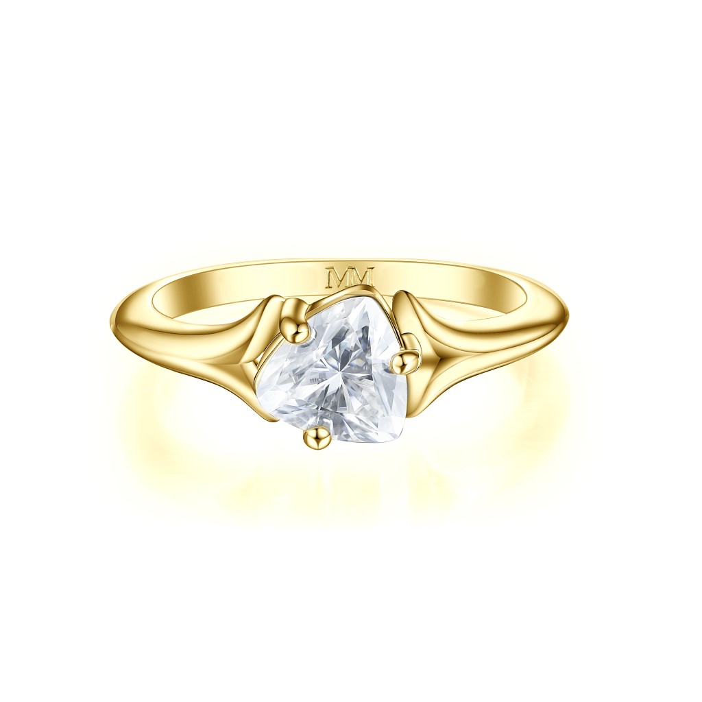 Elysia – Pierścionek Solitaire z Moissanitem | Szlif Trillion