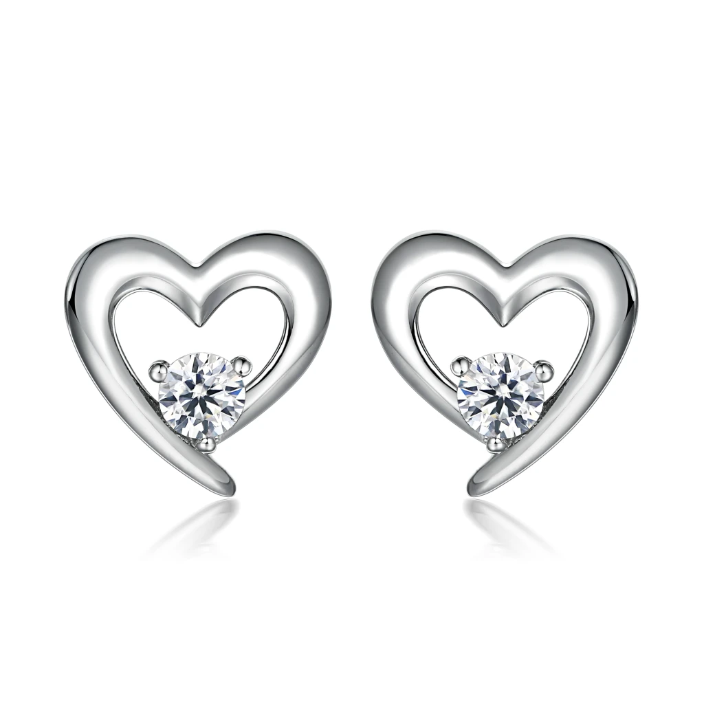 Essence - Kolczyki z Moissanitem w Oprawie Serca