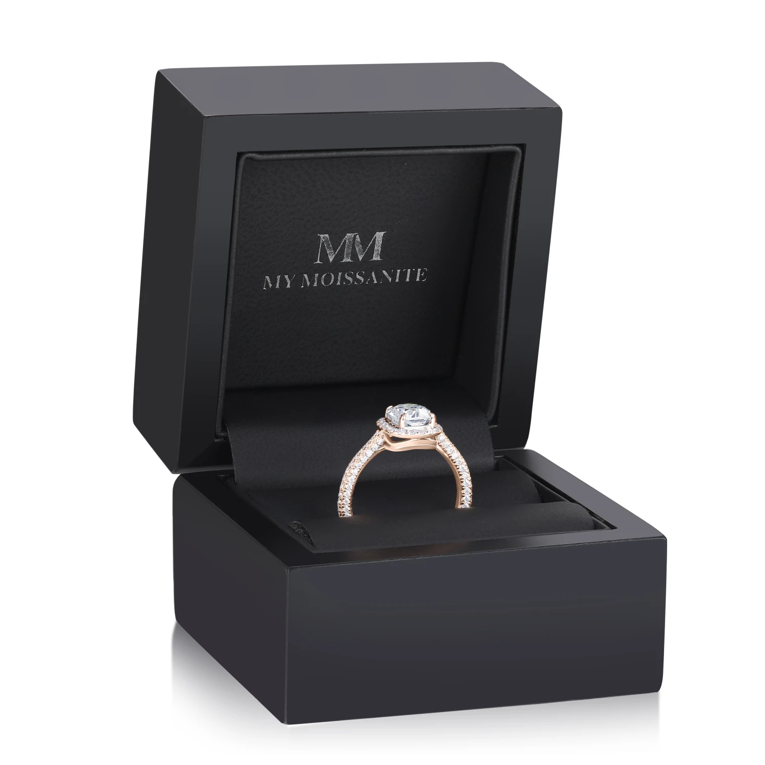 Plushette - Pierścionek Zaręczynowy Z Moissanitem W Ograniczeniu Poduszka Z Halo I Mikropawie Split-Shank