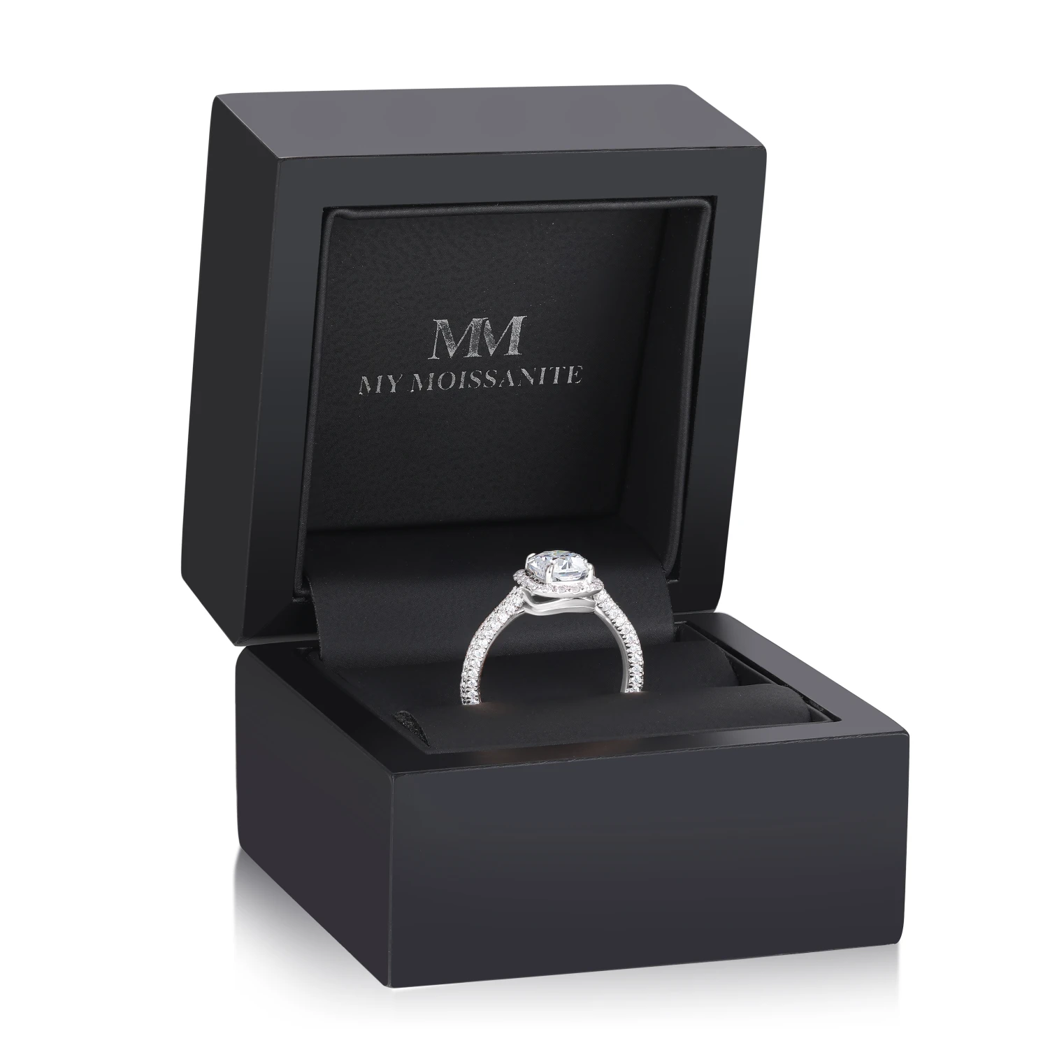 Plushette - Pierścionek Zaręczynowy Z Moissanitem W Ograniczeniu Poduszka Z Halo I Mikropawie Split-Shank