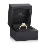 Plushette - Pierścionek Zaręczynowy Z Moissanitem W Ograniczeniu Poduszka Z Halo I Mikropawie Split-Shank