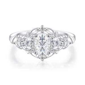 Gardenia - Owalny Moissanitowy Pierścionek Zaręczynowy z Akcentami w Kształcie Serca i Okrągłym Szlifie