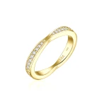 Aria - Zakrzywiona Moissanitowa Obrączka Ślubna z Oprawą Pavé