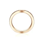 Aria - Zakrzywiona Moissanitowa Obrączka Ślubna z Oprawą Pavé