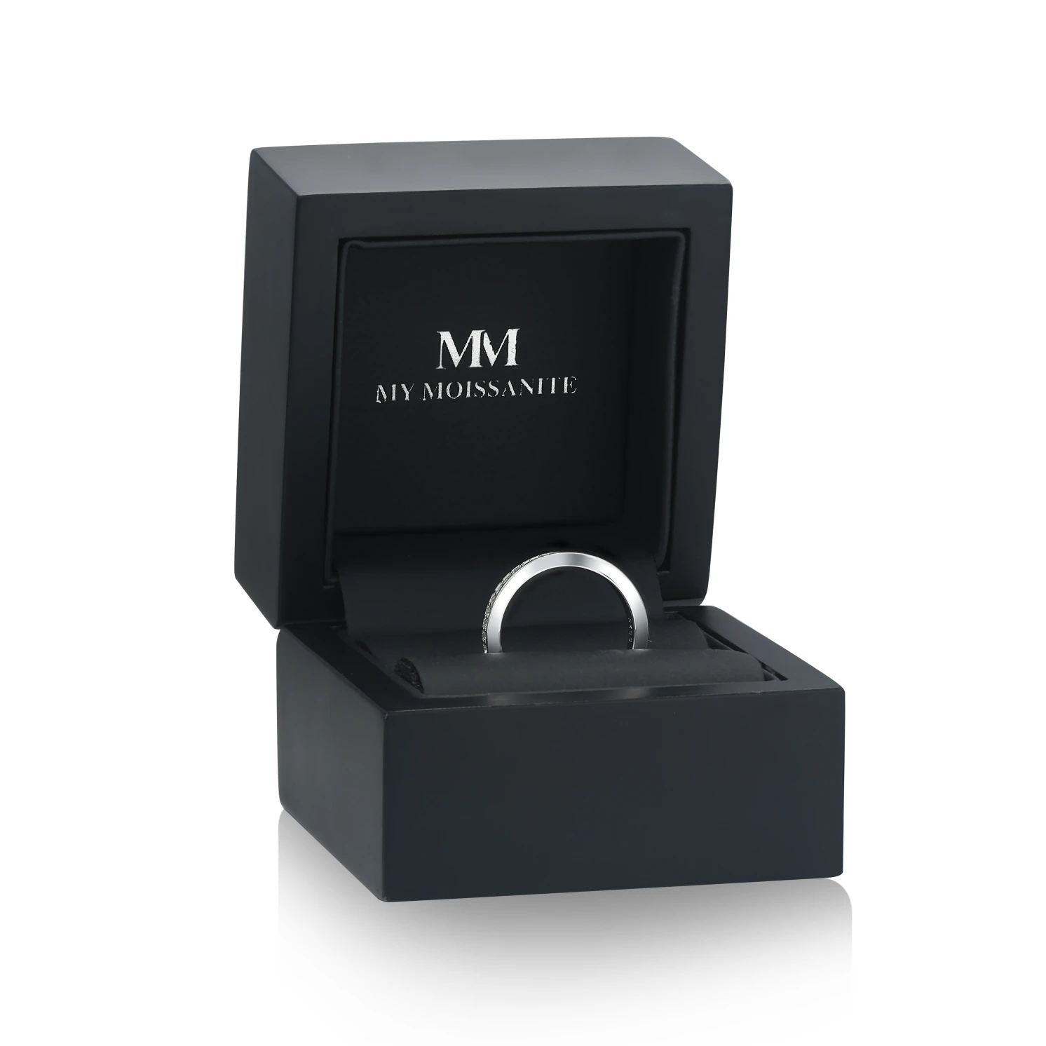 Aria - Zakrzywiona Moissanitowa Obrączka Ślubna z Oprawą Pavé