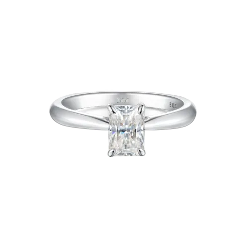 Lustra – Radiant Solitaire Moissanite Ring