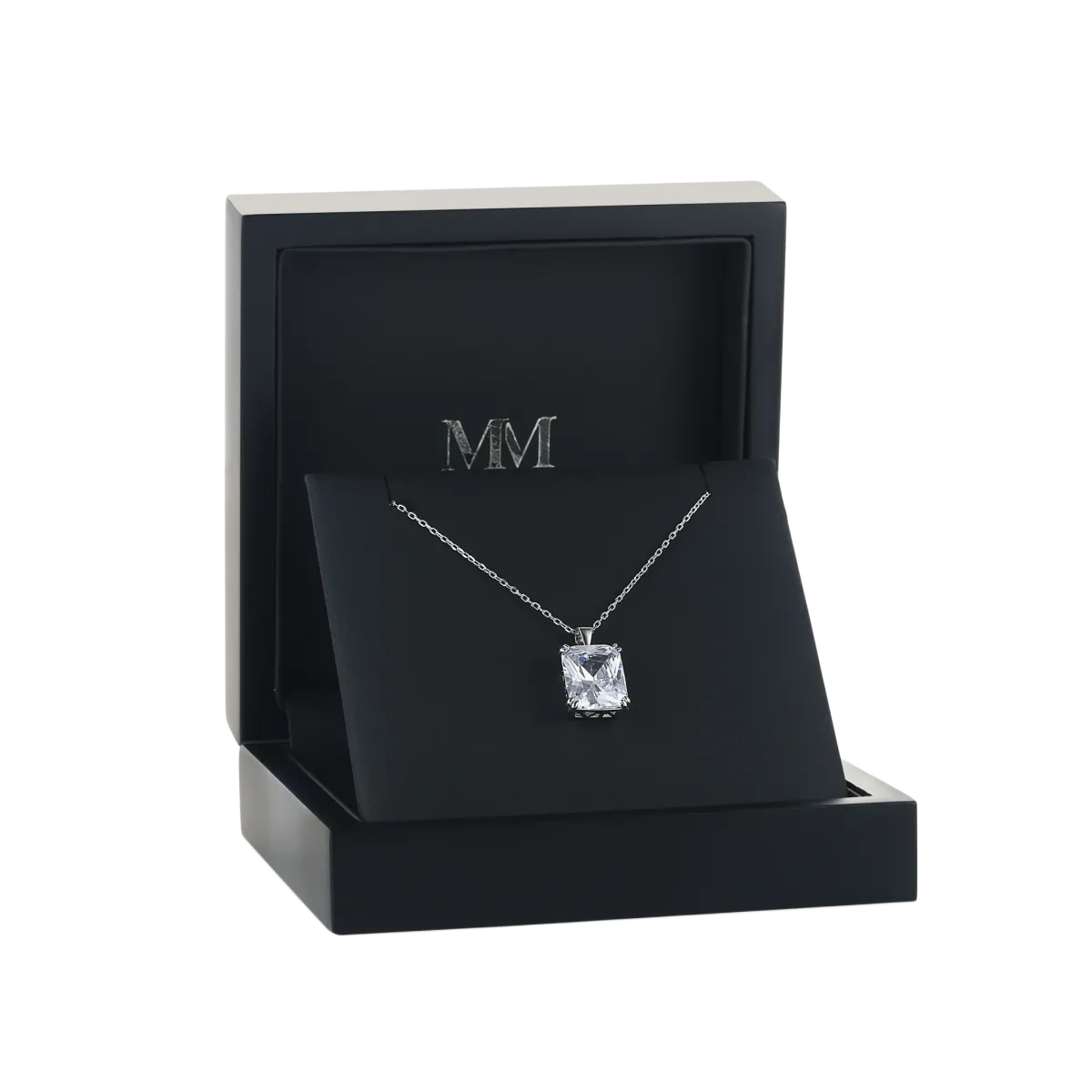 Quadra - Klasyczny wisiorek z pasjansem moissanitu o szlifie promienistym